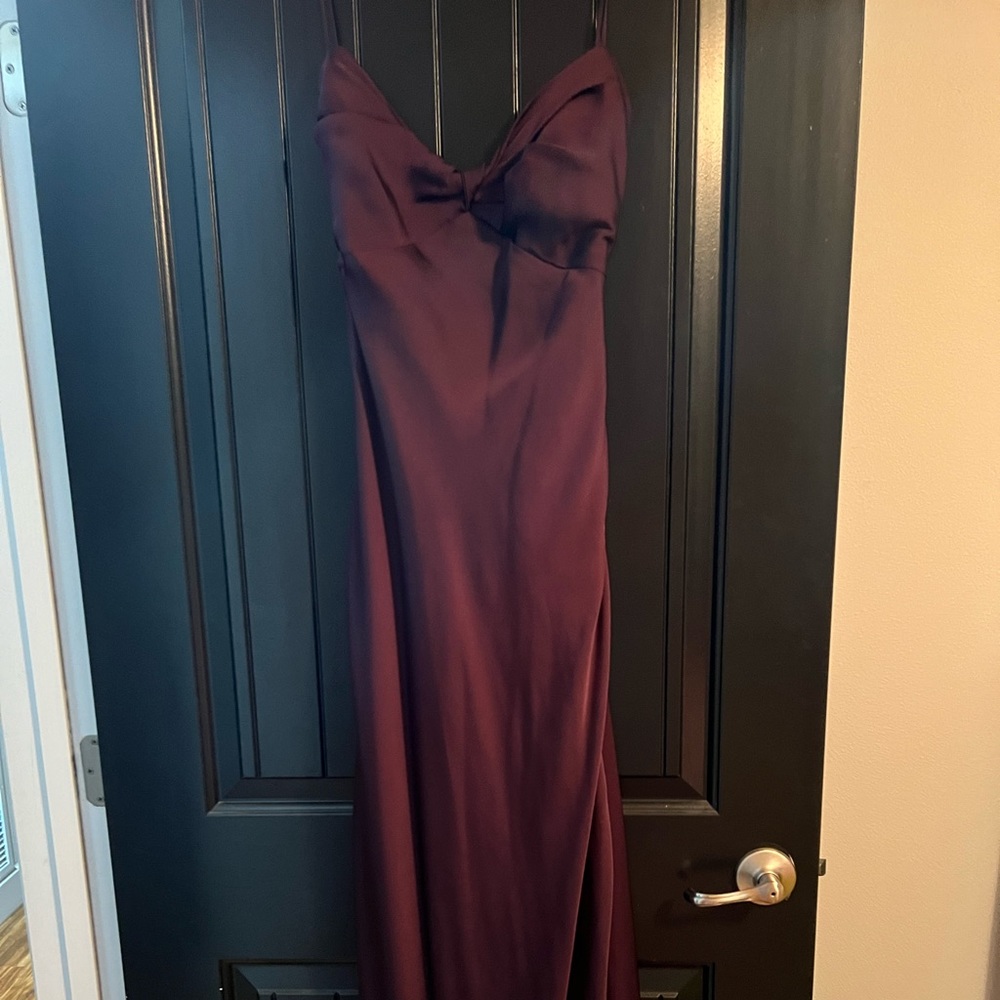 Lazaro eggplant evening gown. Fits like a size 10-12 B-36 W-30 H-41